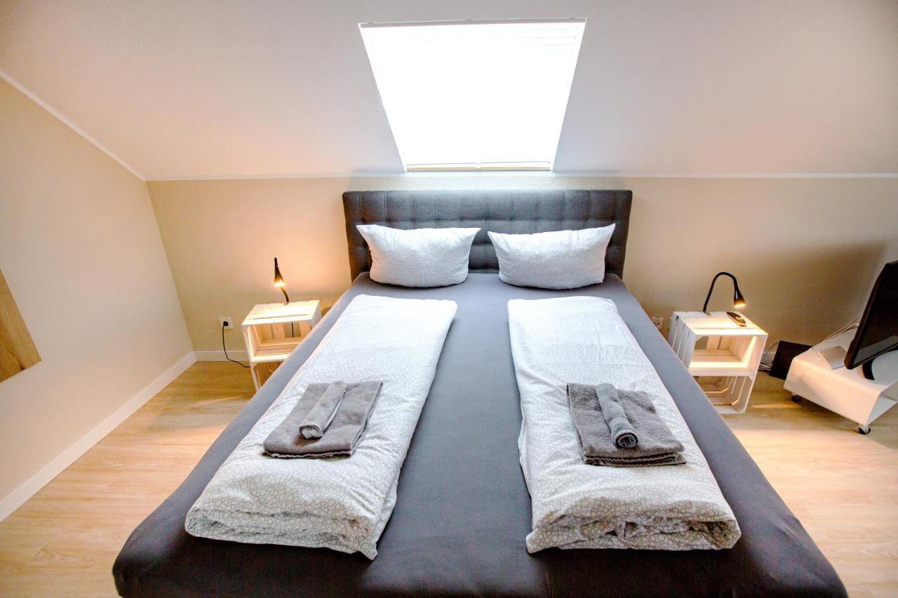 Modernes Studio In Stadtnaehe Wurtzbourg Extérieur photo